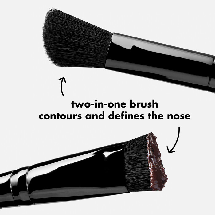 Today ill be reviewing the patrick ta nose contour brush MAJOR SCULPT